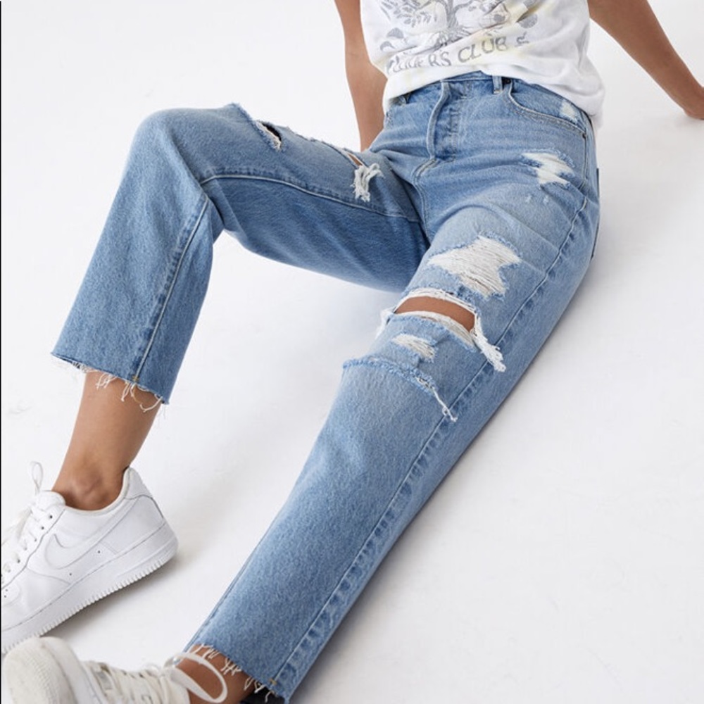 High-Waist Boyfriend Jeans